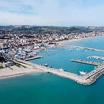 Apartment Via Friuli - A Due Passi Dal Mare By Host Hero Civitanova Marche